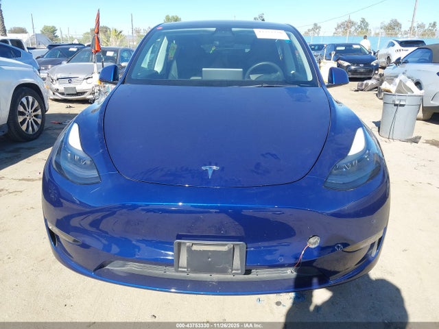 7SAYGDEF2NF330172 Tesla Model Y Performance Dual Motor All-wheel Drive