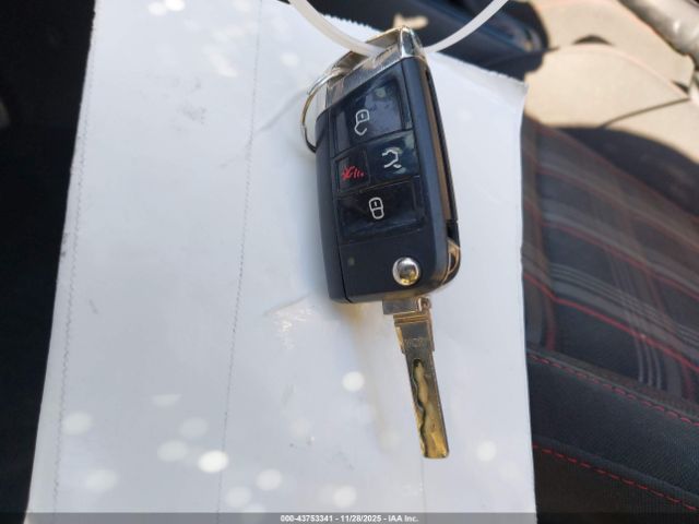 2018 VOLKSWAGEN GOLF GTI 3VW447AU6JM262357 Photo 10