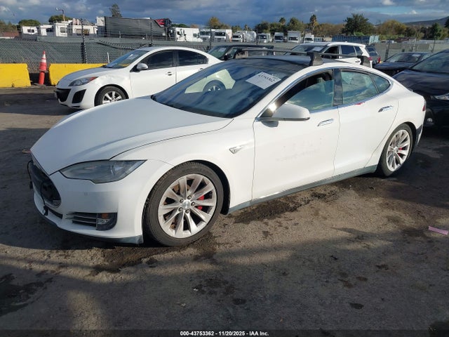 2015 TESLA MODEL S 5YJSA4H23FFP79617 Photo 1
