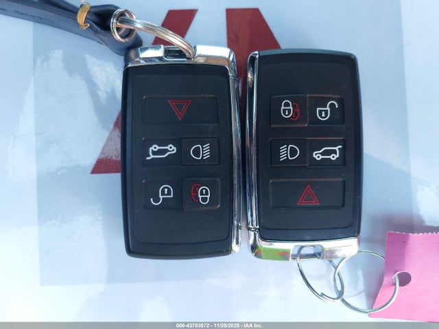 SALEJ7EX9R2300244 Land Rover Defender 110 P300