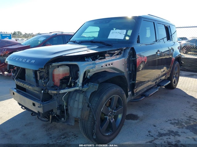 SALEJ7EX9R2300244 Land Rover Defender 110 P300