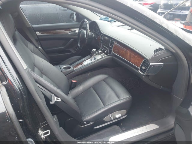 2011 PORSCHE PANAMERA WP0AA2A70BL017956 Photo 4