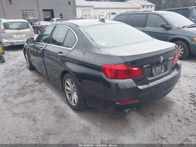 BMW 528i Xdrive 2015 WBA5A7C51FD621183 Image 3