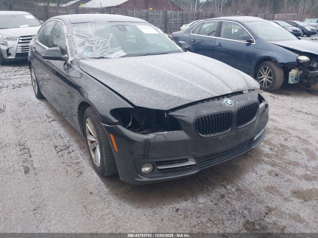 BMW 528i Xdrive 2015 WBA5A7C51FD621183 Image 6