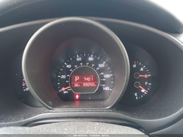 2014 KIA SOUL KNDJN2A29E7043350 Photo 6