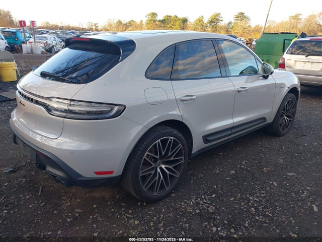 Porsche Macan T 2024 WP1AA2A5XRLB00849 Image 4