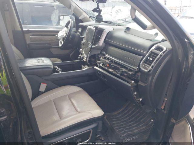 2022 RAM 1500 1C6SRFHM7NN440808 Photo 4