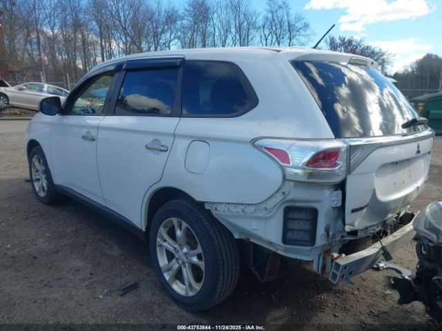 2014 MITSUBISHI OUTLANDER JA4AZ3A31EZ009839 Photo 2