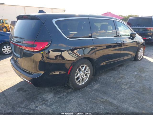 2025 CHRYSLER PACIFICA 2C4RC1BG8SR593372 Photo 3