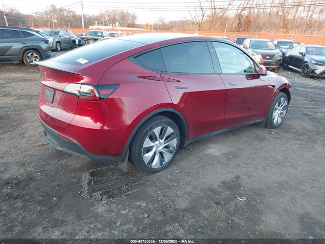 2024 TESLA MODEL Y 7SAYGDED1RF093274 Photo 3