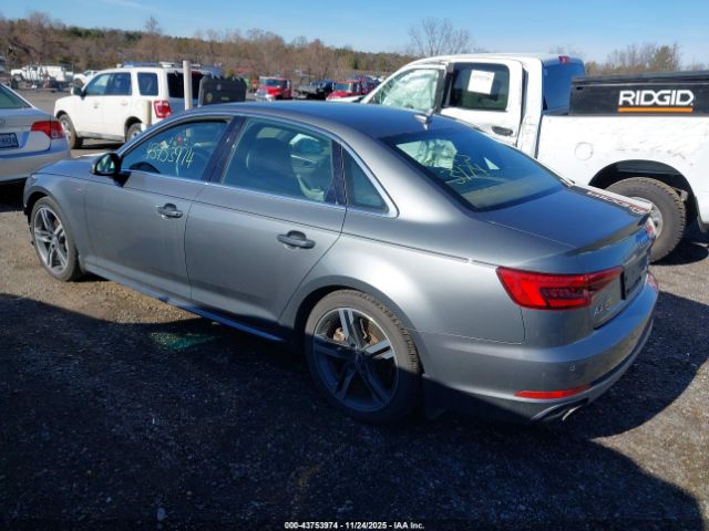 2017 AUDI A4 WAUENAF46HN034043 Photo 2