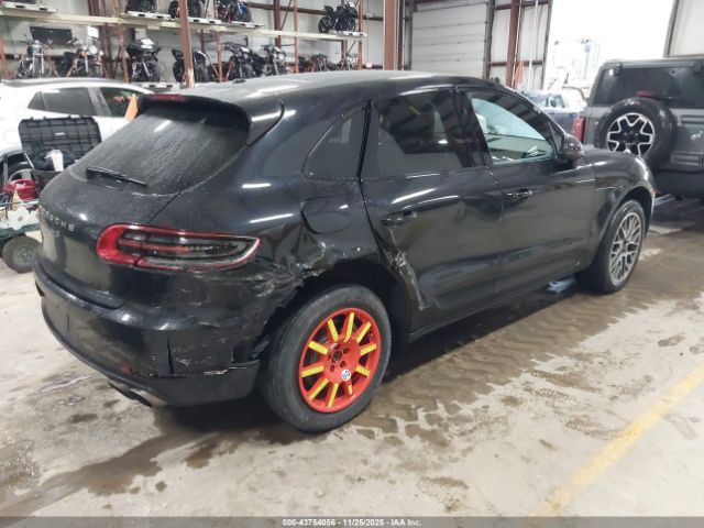 2016 PORSCHE MACAN WP1AB2A59GLB44755 Photo 3