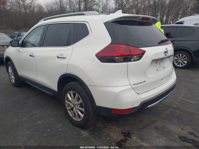 2020 NISSAN ROGUE 5N1AT2MV0LC793215 Photo 2