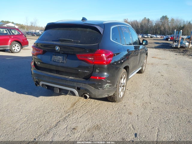 2020 BMW X3 5UXTY5C06LLE55891 Photo 3