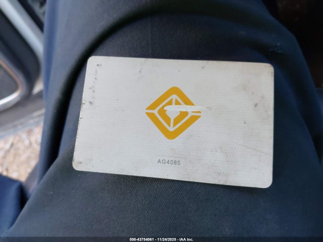 2022 RIVIAN R1T 7FCTGAAAXNN013896 Photo 10