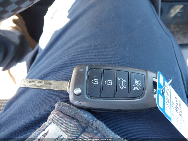 2019 HYUNDAI KONA KM8K1CAAXKU304510 Photo 10