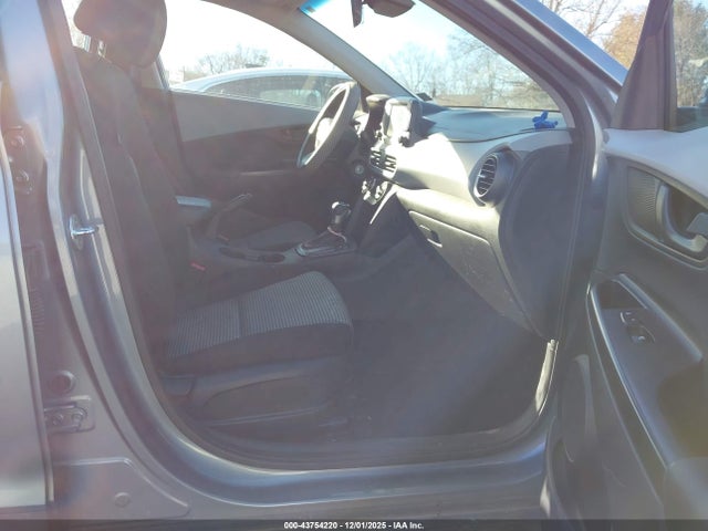 2019 HYUNDAI KONA KM8K1CAAXKU304510 Photo 4