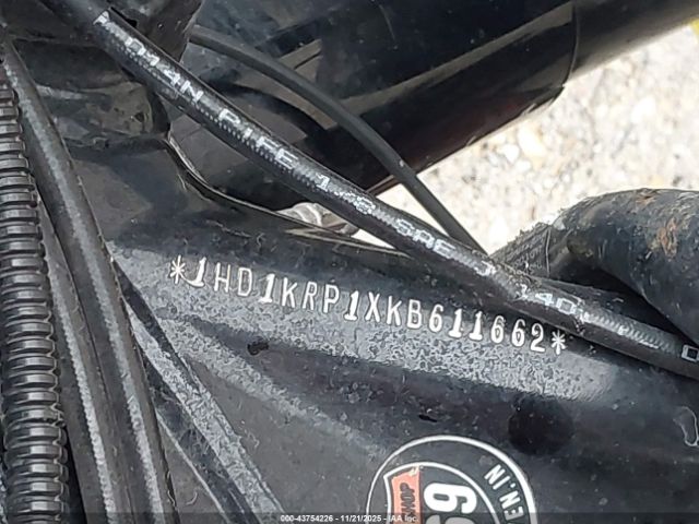 2019 HARLEY-DAVIDSON FLHXS 1HD1KRP1XKB611662 Photo 9