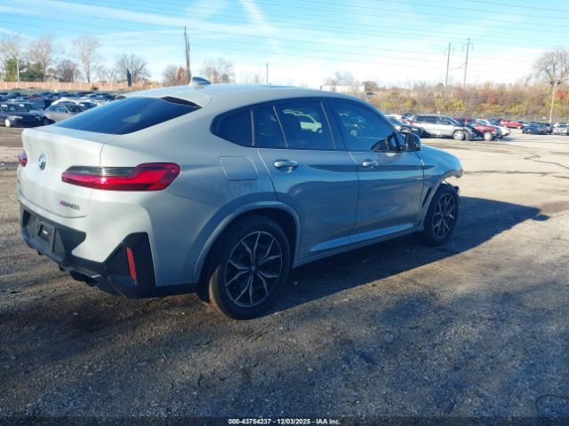 2022 BMW X4 5UX43DT01N9L22353 Photo 3