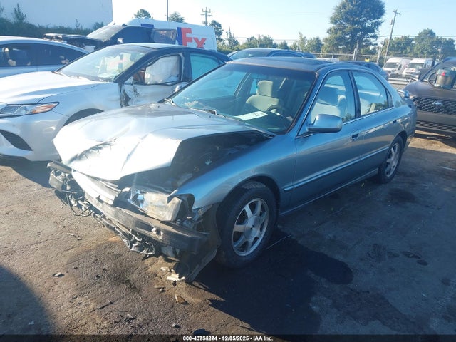 1994 HONDA ACCORD 1HGCD5654RA111869 Photo 1