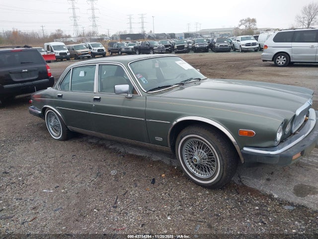 1985 JAGUAR XJ6 SAJAY1346FC391682