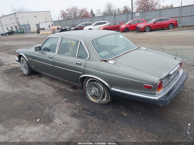 1985 JAGUAR XJ6 SAJAY1346FC391682 Photo 2