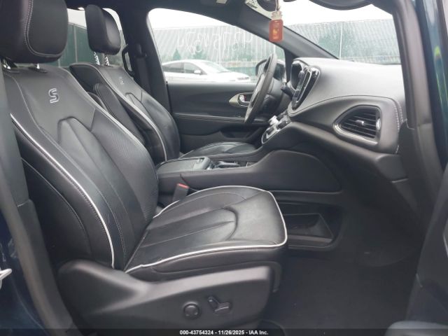 2023 CHRYSLER PACIFICA 2C4RC1GG3PR500208 Photo 4