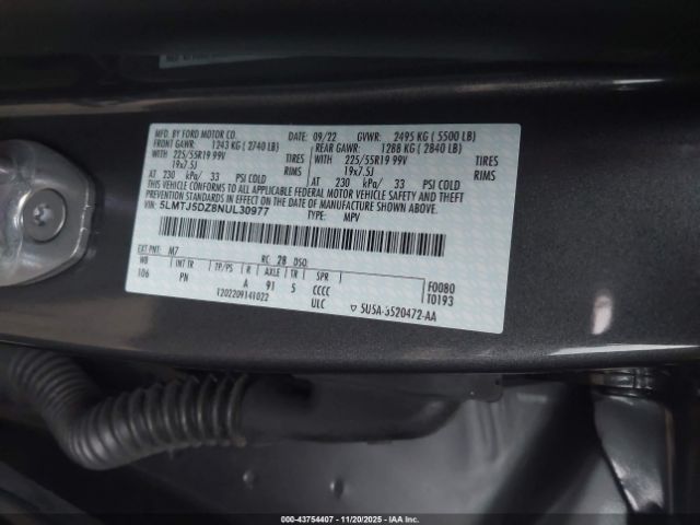 2022 LINCOLN CORSAIR 5LMTJ5DZ8NUL30977 Photo 8