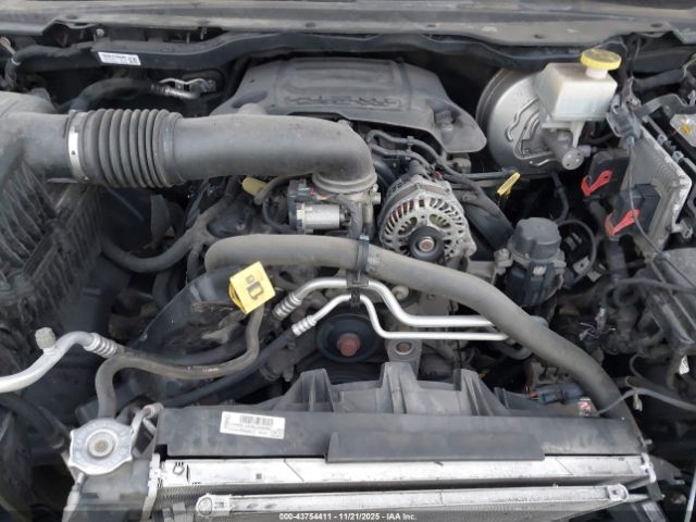 2019 RAM 1500 1C6SRFFT2KN739404 Photo 9