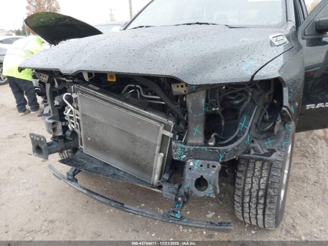 2019 RAM 1500 1C6SRFFT2KN739404 Photo 5