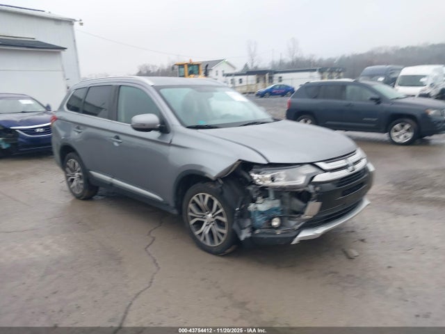 2017 MITSUBISHI OUTLANDER JA4AZ3A35HZ008231 Photo 0