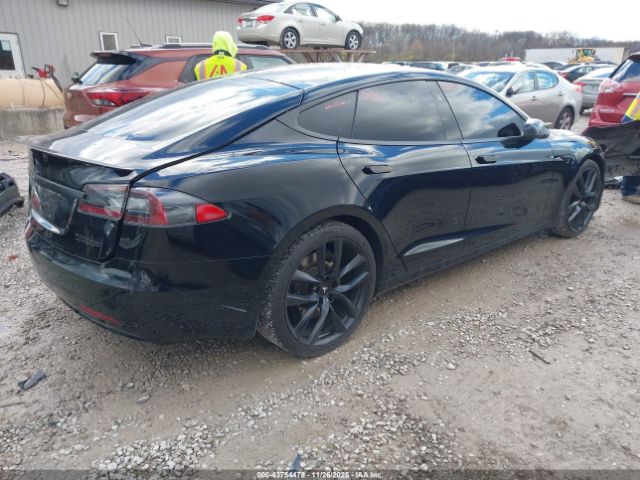 2019 TESLA MODEL S 5YJSA1E42KF335532 Photo 3