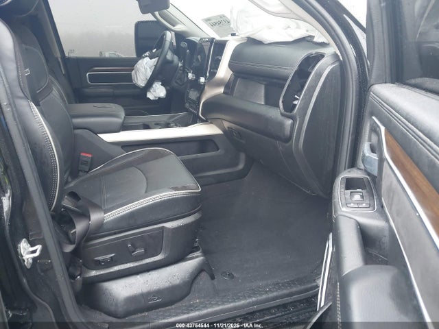 Продажа на аукционе авто 2024 Ram 2500 Laramie  4x4 6'4 Box, vin: 3C6UR5FL9RG375861, номер лота: 43754544