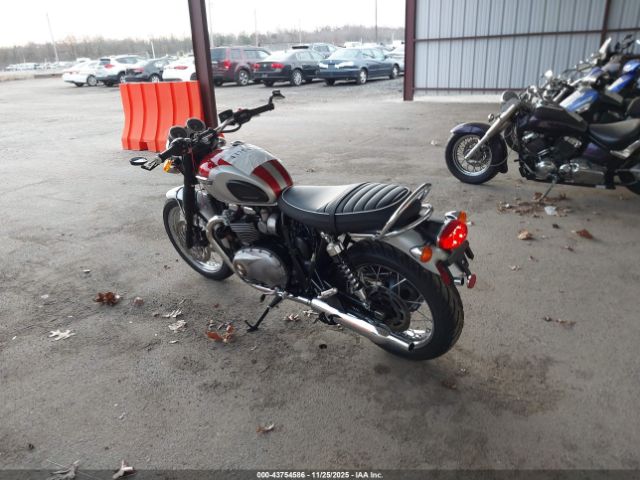 2017 TRIUMPH MOTORCYCLE BONNEVILLE SMTD40HL7HT821578 Photo 2