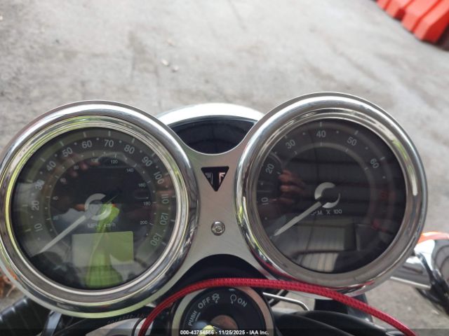 2017 TRIUMPH MOTORCYCLE BONNEVILLE SMTD40HL7HT821578 Photo 6