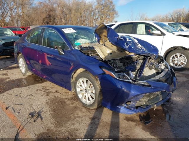 2018 TOYOTA CAMRY 4T1B11HKXJU595561 Photo 0