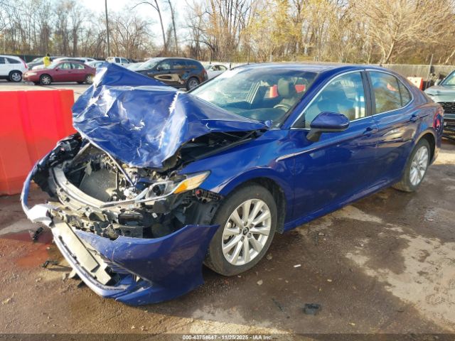 2018 TOYOTA CAMRY 4T1B11HKXJU595561 Photo 1