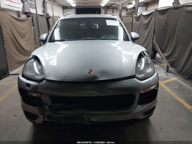 WP1AA2A21HKA86673 Porsche Cayenne Platinum Edition