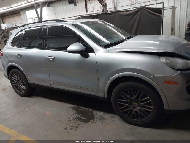 WP1AA2A21HKA86673 Porsche Cayenne Platinum Edition