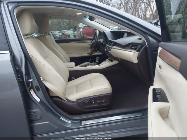 2017 Lexus Es 300h მანქანა იყიდება აუქციონზე, vin: JTHBW1GG4H2147047, აუქციონის ნომერი: 43754717