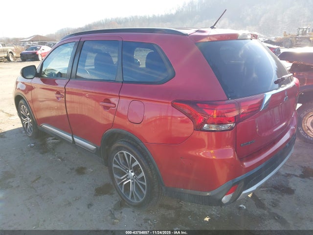 2016 MITSUBISHI OUTLANDER JA4AZ3A36GZ035176 Photo 2