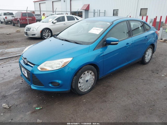 2013 FORD FOCUS 1FADP3F26DL364005 Photo 1