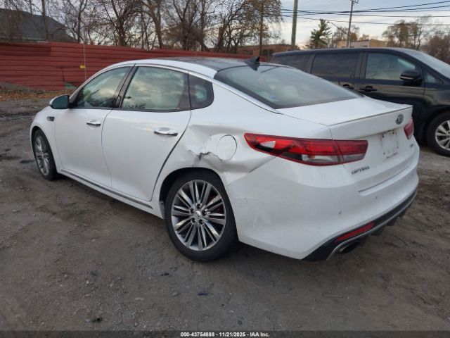2018 KIA OPTIMA 5XXGV4L25JG206743 Photo 2