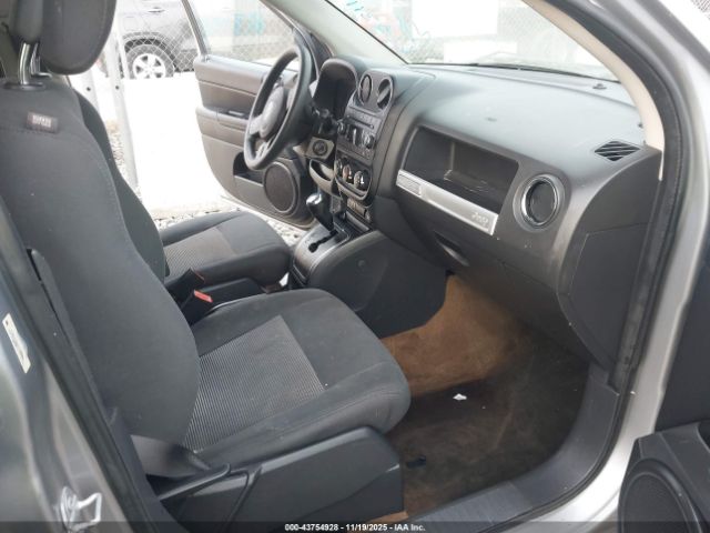 2016 JEEP COMPASS 1C4NJDBBXGD662311 Photo 4