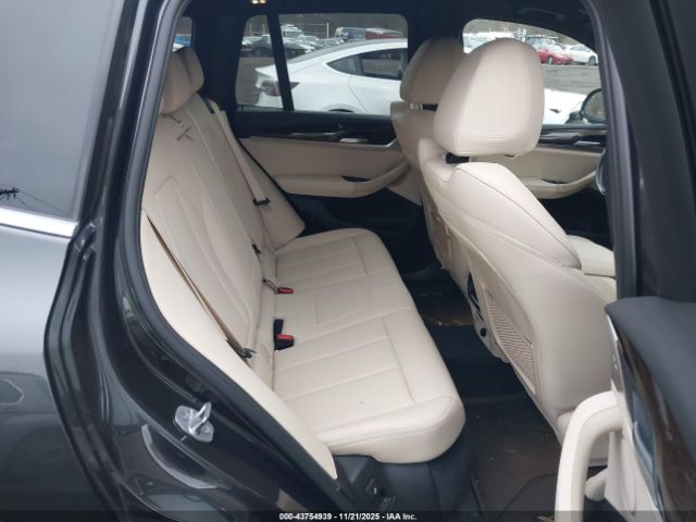 2018 BMW X3 5UXTR9C50JLD73765 Photo 7