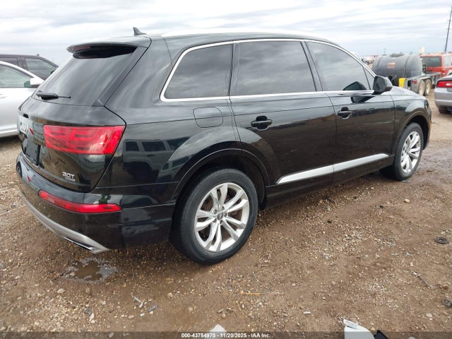 2017 AUDI Q7 WA1LAAF7XHD048124 Photo 3