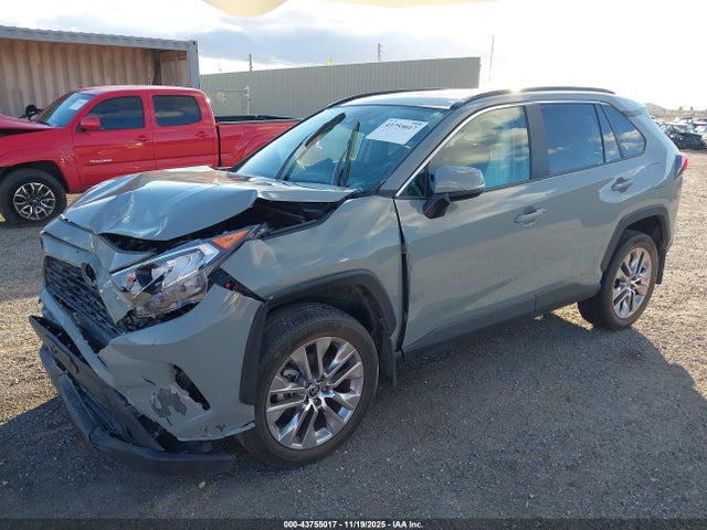 Toyota Rav4 Xle Premium 2021 2T3C1RFV7MW171962 Image 2