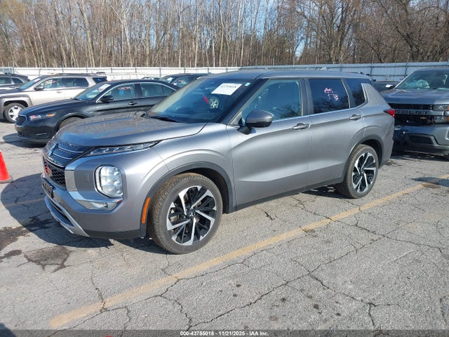 2022 MITSUBISHI OUTLANDER JA4J4UA82NZ043336 Photo 1