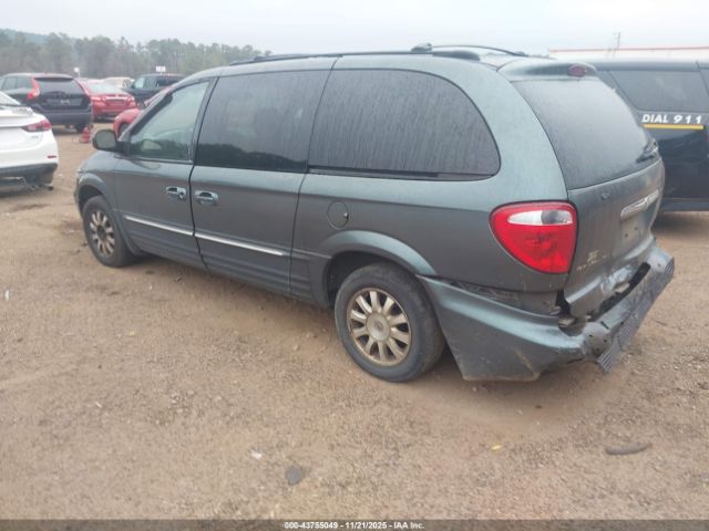 2003 CHRYSLER TOWN & COUNTRY 2C8GP54L13R227010 Photo 2