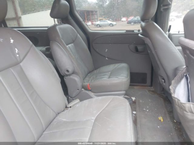 2003 CHRYSLER TOWN & COUNTRY 2C8GP54L13R227010 Photo 7